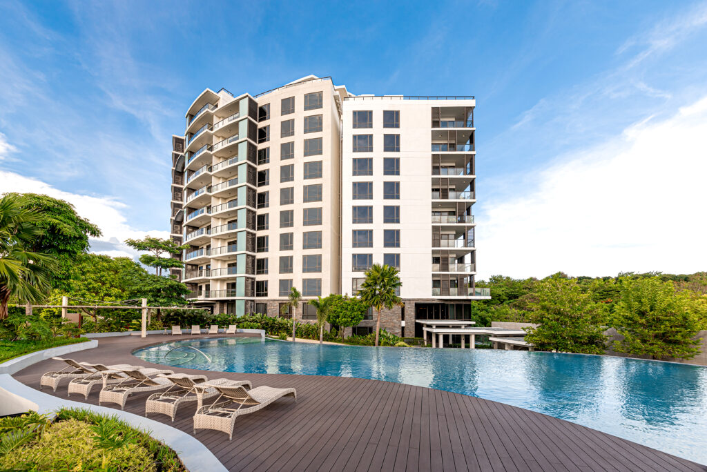 Botanika Tower 1 facade